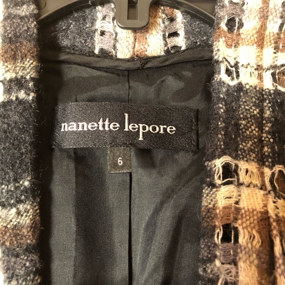 NANETTE LEPORE NWOT WOMEN’S BLAZER WITH FRONT ZIPPER/ 2 FRONT POCKETS SIZE 6 - Picture 3 of 13